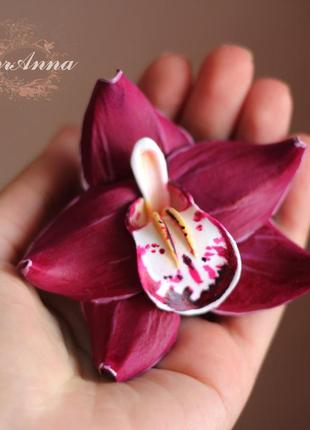 Заколка для волос цветок из полимерной глины. бордовая орхидея...