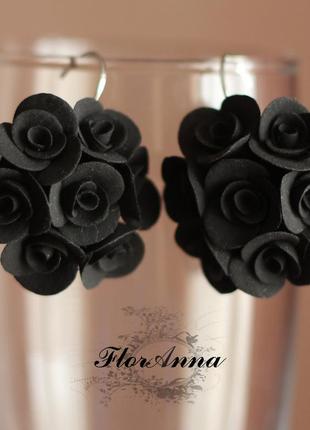 Черные серьги цветы из полимерной глины  "элегантный чёрный". ...