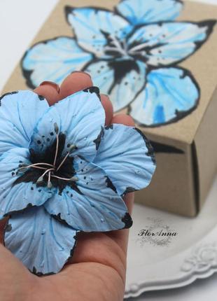 Оригинальный подарок девушке. заколка цветок  "голубой гладиол...