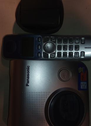 Радіотелефон DECT Panasonic KX-TG7207 UAM