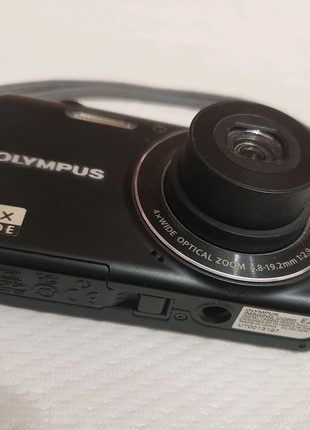 Фотоаппарат цыфровой OLYMPUS D735  12Mpx
