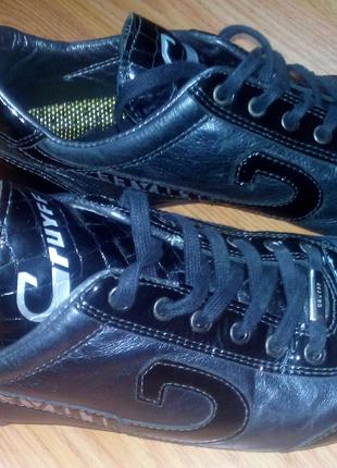 кросівки туфлі Cruyff Крійф Голландія 44 розмір EU