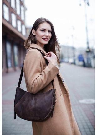 Кожаная женская сумка Круассан темно-коричневая