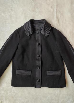 Черное короткое пальто пиджак жакет с пуговицами натуральный ш...