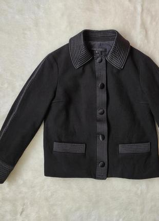 Черное короткое пальто пиджак жакет с пуговицами натуральный ш...