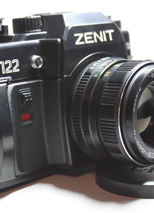 Пленочный Фотоаппарат «Зенит-122 + MC Гелиос-44М-4 (58мм 1:2)»