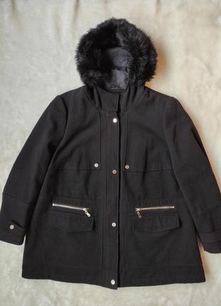 Черное длинное короткое теплое пальто деми с капюшоном на молн...