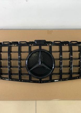 Решетка радиатора мерседес w204