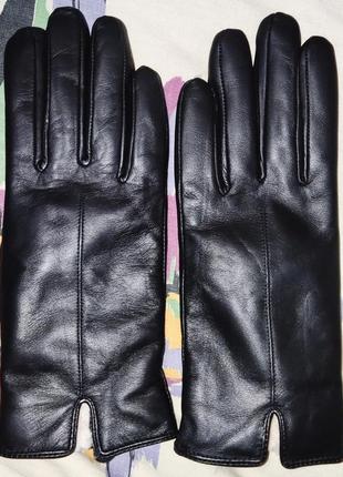Кожаные перчатки с плюшем