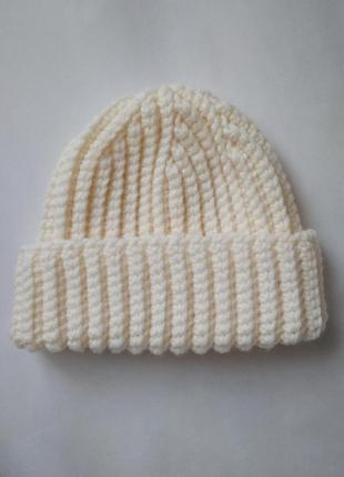 Тепла зимова молочна зимова жіноча шапка біні ручної роботи в'...