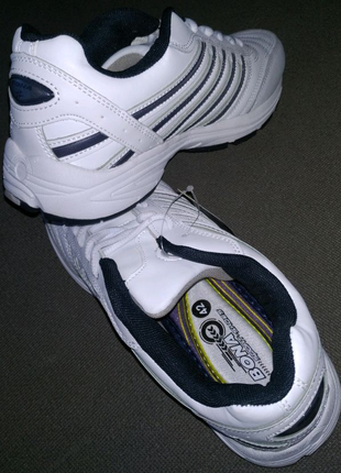 Кросівки "Bona" бренд,42 р-н, Оригінал, ортопедична устілка