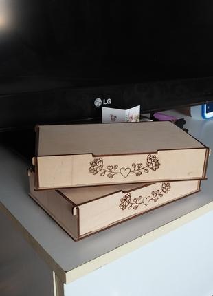 Деревяна шкатулка коробочка подарок для прикрас