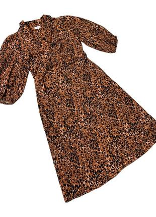 Леопардовое мини платье с рукавами объемными