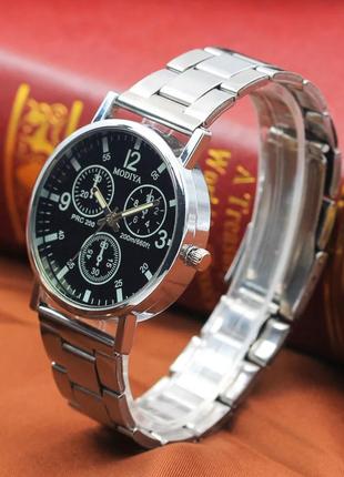 Часы мужские классические с металлическим браслетом