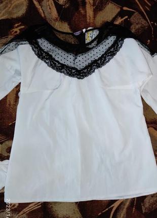 Кофточка, блузка белая с черным сетчатым узором 1шт