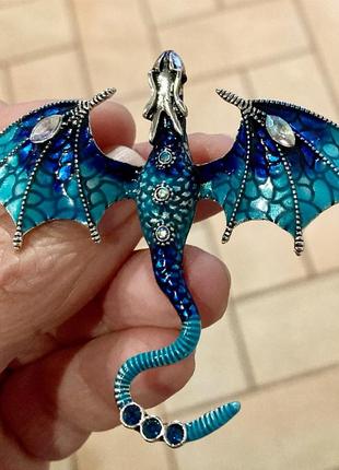 Неймовірно гарна брошка дракон синій чорний пін значок брошь змей