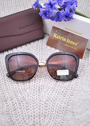 Фирменные солнцезащитные очки  katrin jones kj0814