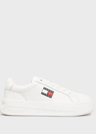 Tommy hilfiger женские белые кожаные сникеры city flatform