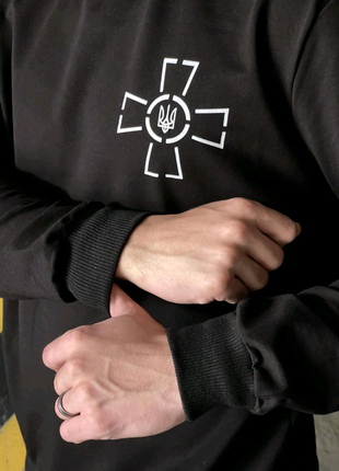 Свитшот с принтом 'крест ЗСУ' черный