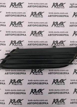 Решітка, заглушка протимуманної фари ліва Opel Astra H 2004-2007р