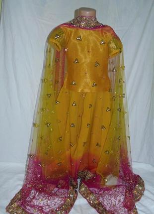 Индийский,восточный костюм,чоли,юбка на 11-13 лет