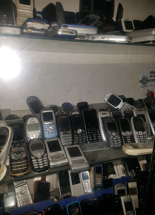 Мобільні телефони для колекції