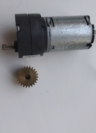 Єлектромотор з редуктором 6:1 primus Buckeburg