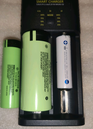 Smart USB зарядний Li-ion та ni-mg пристрій на 2 слоти