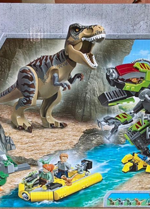 Конструктор 11337 Динозаври Бій тиранозавра та робота динозавра