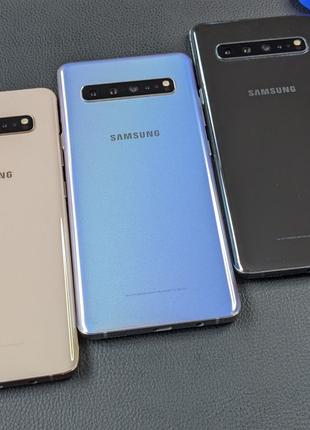 Samsung galaxy S10 5G кращий за простий S10