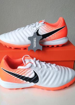 Сороконожки 40 39
 nike tiempo lunar legend
