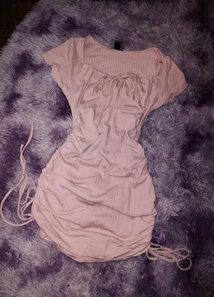 Нежно розовое платье shein с затяжками драпировкой