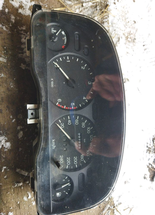 Приборна панель Ford Mondeo 2 1993-2000р.в