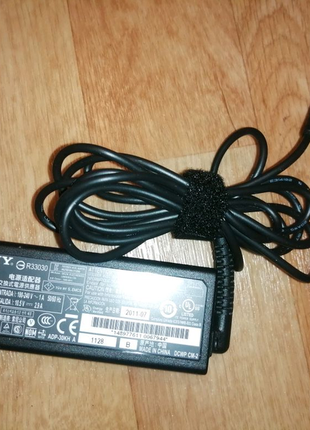 Зарядний Sony R33030