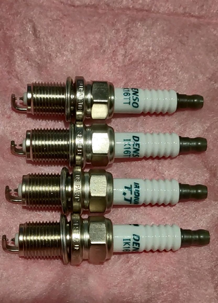 Иридиевые свечи зажигания Denso IK16TT 4701