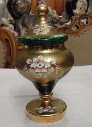 Красивая ваза бонбоньерка смальта эмаль лепка позолота богемия...