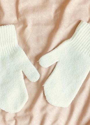 Перчатки шерстяные белые детские варежки