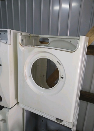 Корпус на пральну машину Indesit. Розбирання пральних машин.