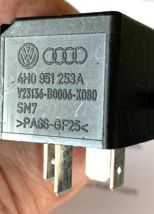 Реле 40А 4H0951253A (645) Made in Portugal оригінал нове