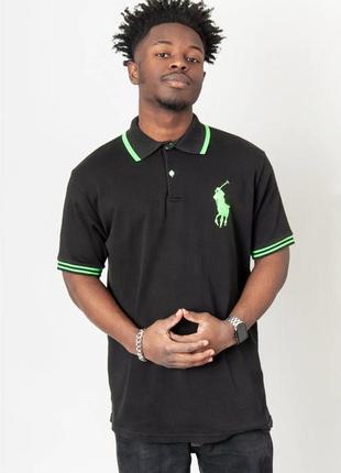 Черная рубашка-поло с вышитым неоново-зеленым логотипом от ral...