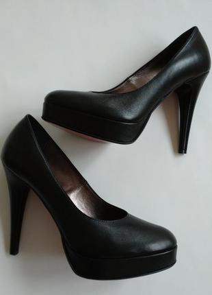 Черные кожаные туфли на каблуке fabio fabrizi фирменные натура...