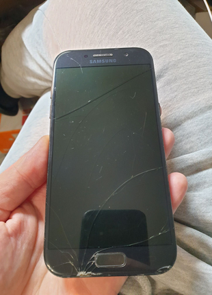 Samsung A520F A5 2017 на запчастини смартфон телефон
