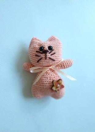Амигуруми кот котик вязаный детская игрушка крючком