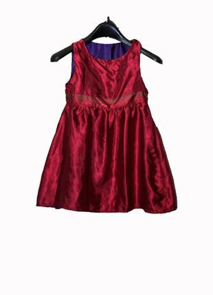 Нарядное двухцветное платье на 4-5 лет