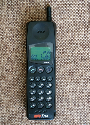 Колекцію Мобільний телефон NEC MP5B2F в колекцію