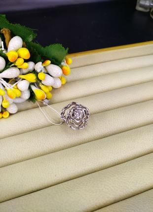 Срібна каблучка квітка з фіанітом 925 розмір 16