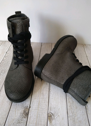Зимові чобітки-черевички  Ecco Hydromax розмір 37.