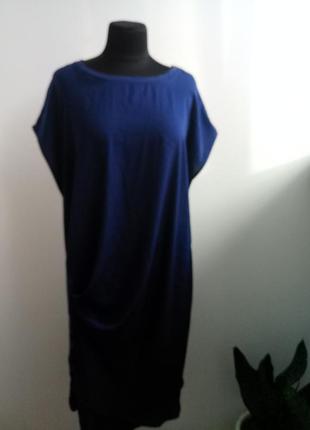 Трендовое ультрамариновое платье с дапировкой 20 р от vivikes