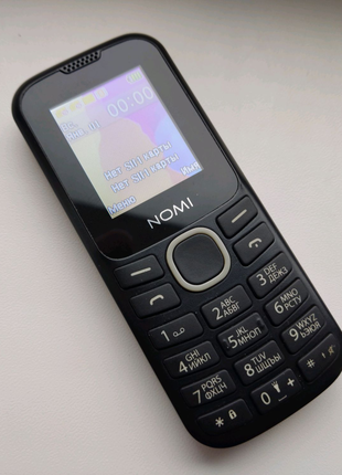 Мобільний телефон Nomi i184
