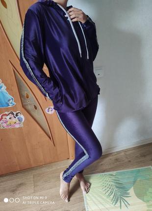 Велюровый костюм
